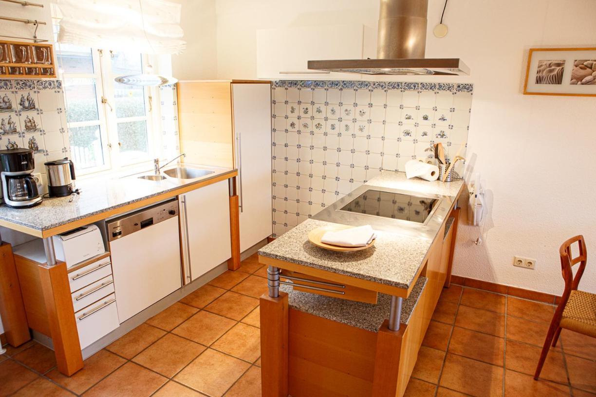 Ferienwohnung Friesennest Oldsum Exterior foto